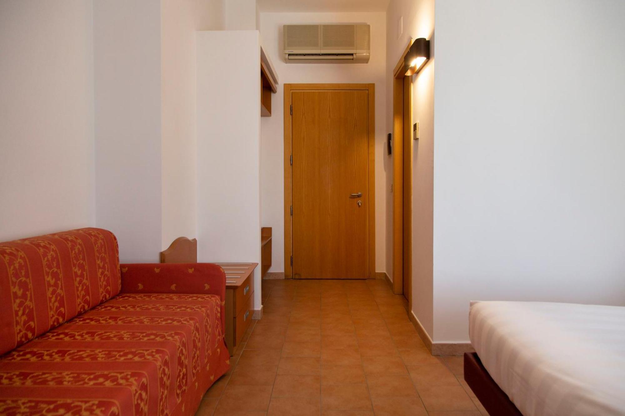 Hotel Villa Paradiso Passignano sul Trasimeno Kamer foto